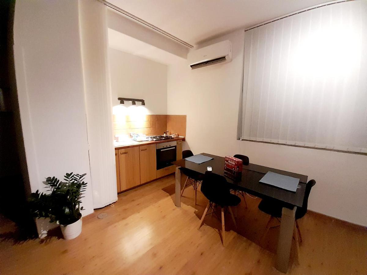 Mayfair Lifestyle Suites By Babylon Stay Napoli Eksteriør billede