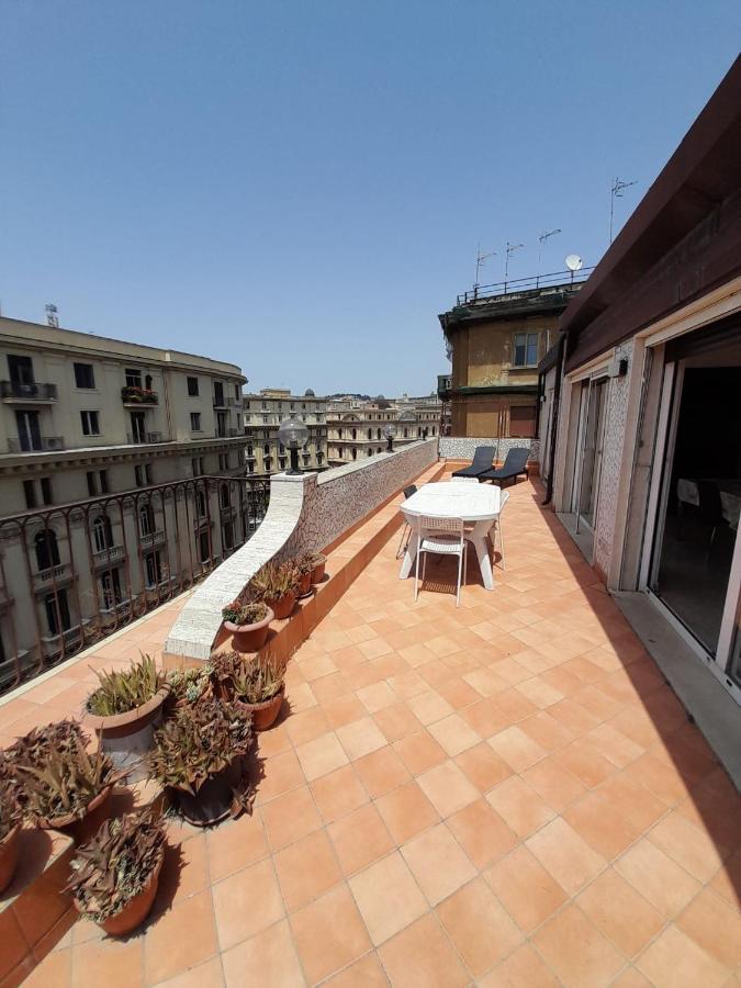 Mayfair Lifestyle Suites By Babylon Stay Napoli Eksteriør billede