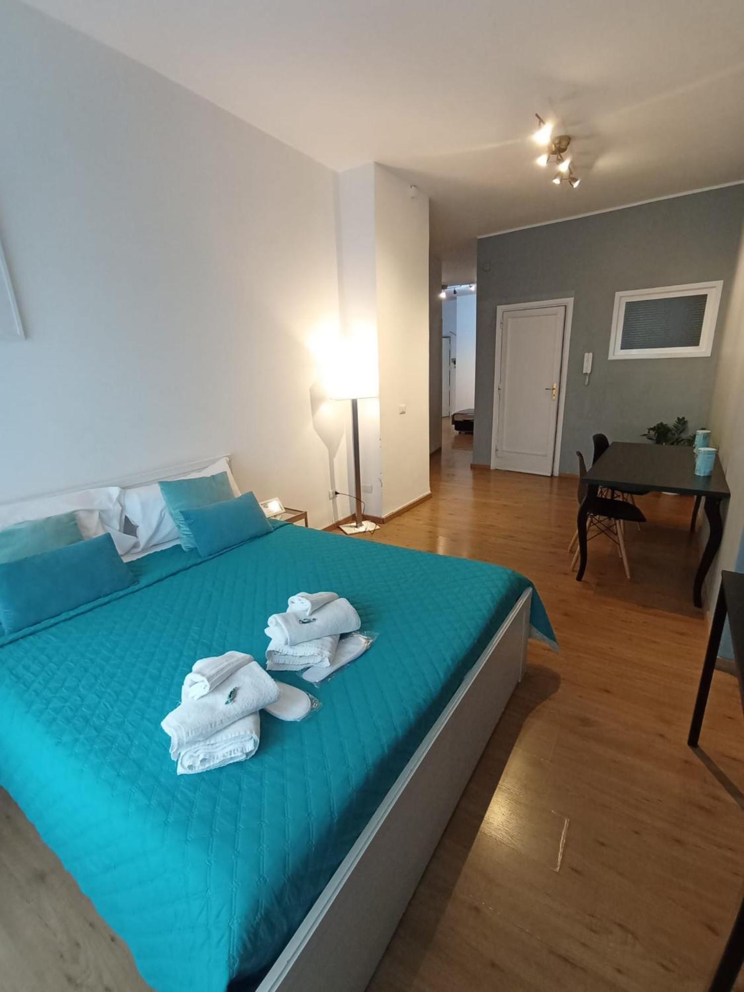 Mayfair Lifestyle Suites By Babylon Stay Napoli Eksteriør billede