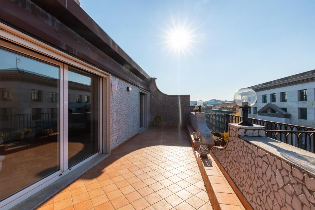 Mayfair Lifestyle Suites By Babylon Stay Napoli Eksteriør billede